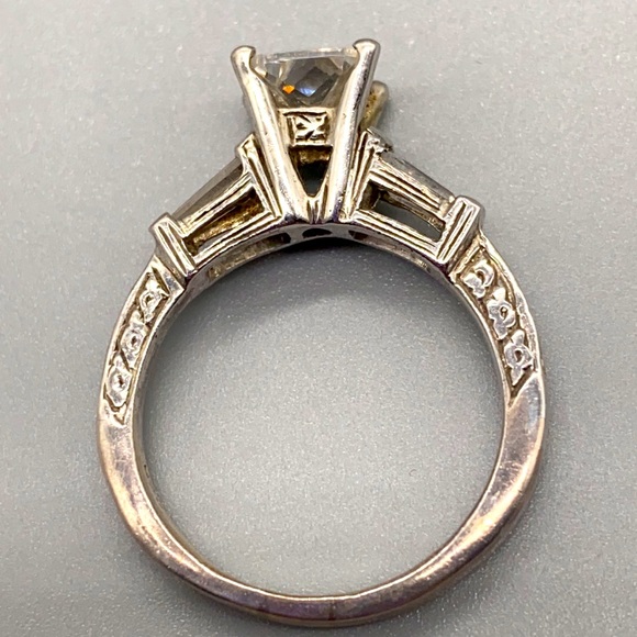 Beautiful sterling silver vintage Art Deco style ring in size 8.5 💕 - Picture 6 of 8